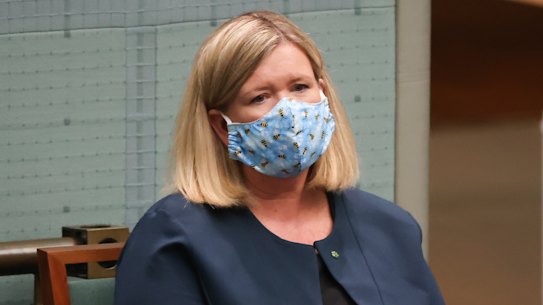 Liberal MP Bridget Archer crossed the floor to call for federal ICAC debate.