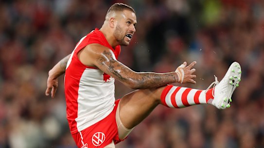 MELBOURNE, AUSTRALIA - MAY 08: Lance Franklin of the Swans kicks the ball during the 2021 AFL Round 08 match between the Melbourne Demons and the Sydney Swans at Melbourne Cricket Ground on May 08, 2021 in Melbourne, Australia. (Photo by Michael Willson/AFL Photos via Getty Images)