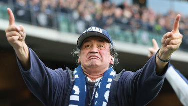 Afl Live Carlton And Collingwood Re Ignite Rivalry At The Gabba