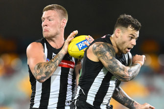 Jordan De Goey and Jamie Elliott will spend time at centre bounces for the Pies.