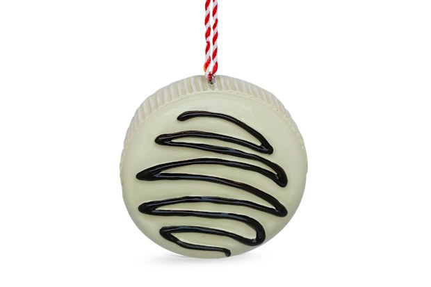 Woolworths’ white chocolate mudcake tree ornament