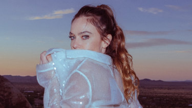 Julia Stone is taking her new electronic sound on the road in a series of small gigs. 
