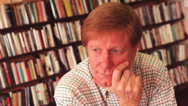 Walkley Foundation chair and veteran journalist Kerry O'Brien is urging the government to better protect press freedom and whistleblowers. 