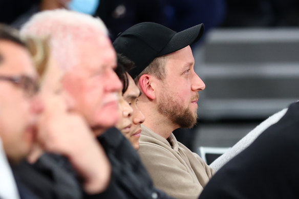 Joe Ingles (centre) at the Boomers’ World Cup qualifier on Friday night in Melbourne.