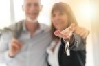 Mature couple retirees property house keys generic?
