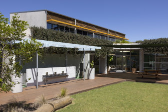 The Rouse Hill Childcare Centre retained the original scheme’s tilt-slab concrete walls, adding a few simple details such as vibrant orange trims.