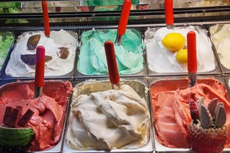The Italian senate is considering heavy fines for gelato inflation with compressed air. 