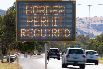 The NSW-Victorian border at Albury.