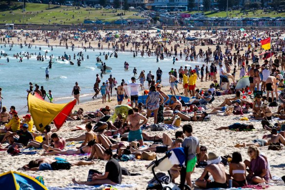 Health officials have warned that we might not be used to hot weather when we experience the weekend heatwave. 