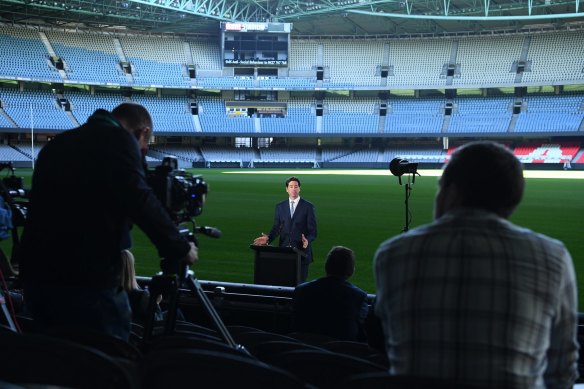 Gillon McLachlan announces a resumption of the 2020 AFL season after a COVID suspension.