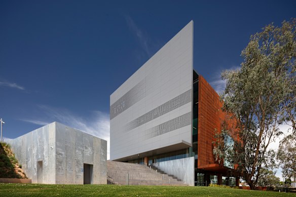 Gallery or sculpture? First look inside Shepparton’s new $50 million ...