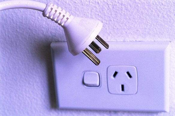 The overall price of power plans hardly changed on July 1.