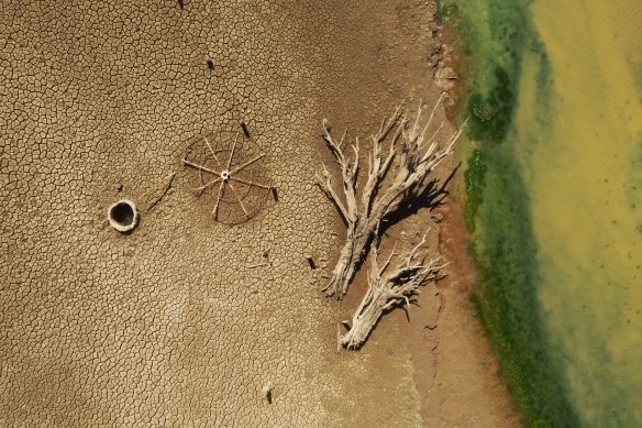 The Murray-Darling Basin in NSW and Queensland during the drought between 2015 and 2020, the most intense on record, leaving many towns at risk of running out of drinking water. 