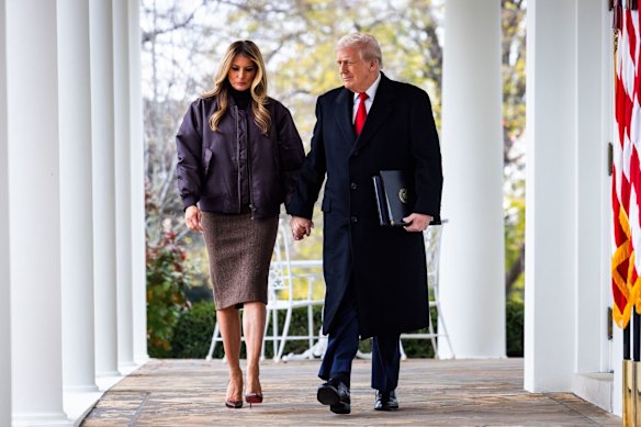 A tradição moderna de o presidente perdoar um peru no Dia de Ação de Graças remonta a 1989, no governo de George HW Bush.