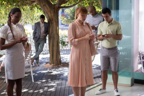 Bryce Dallas Howard in the Black Mirror episode “Nosedive”, in which every interaction is given a score out of five.