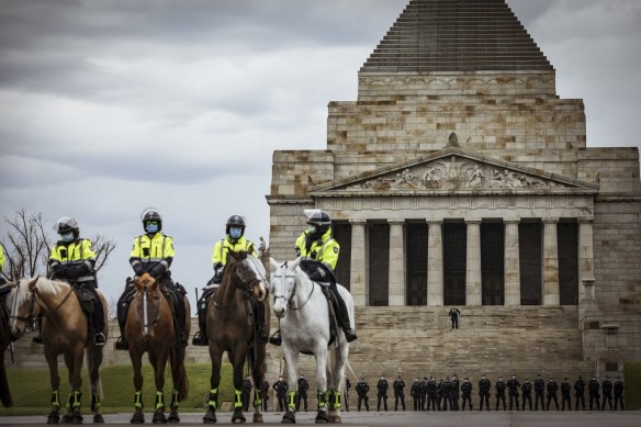 A large police presence was out this morning at the Shrine and the Botanical gardens amid concern about a planned anti-lockdown protest. 