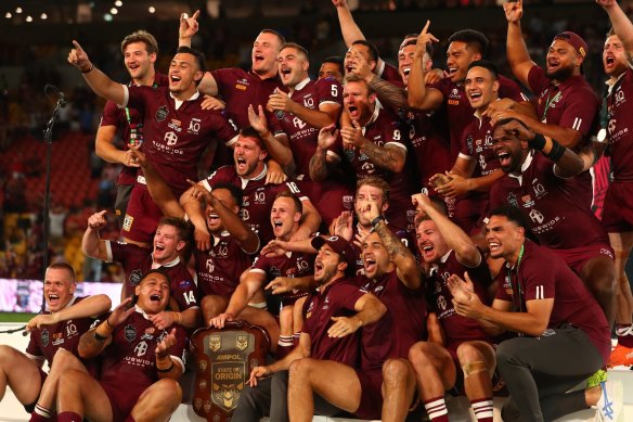 Queensland celebrate winning the unwinnable series at Suncorp Stadium.