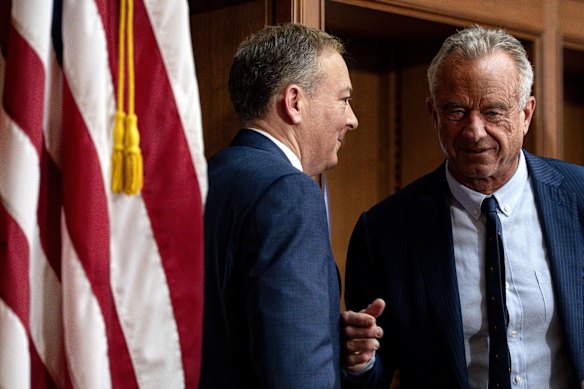 O consello externo de Jackson para o presidente, Robert Kennedy jnr (esquerda).