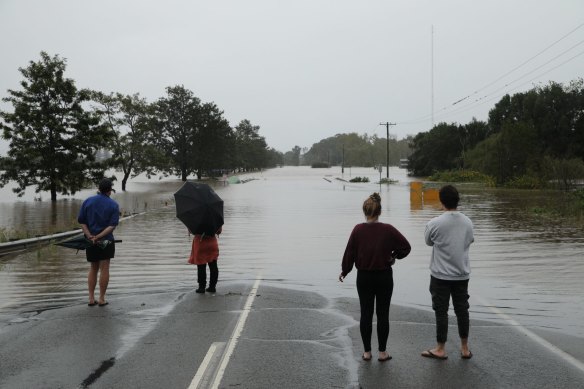 Manning River Drive, near Taree.