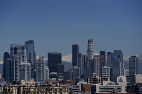 Los Angeles a fost lovit de un cutremur.