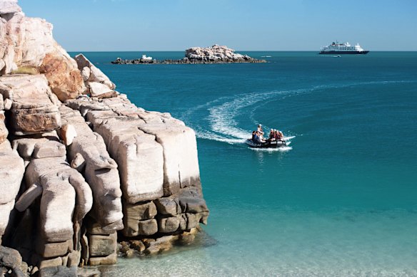 A Zodiac excursion in the Kimberley with APT.
