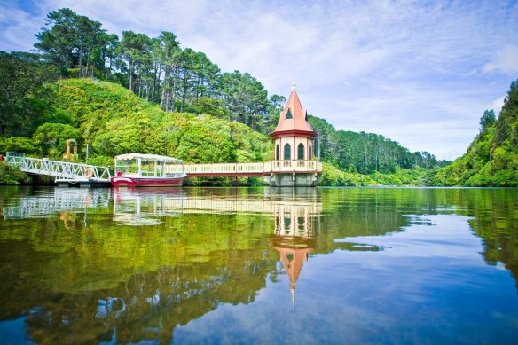 Zealandia is just a 10-minute drive from Wellington’s CBD.