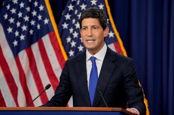 Fed chair Kevin Warsh carefully avoided mentioning the war in the Middle East last week. 