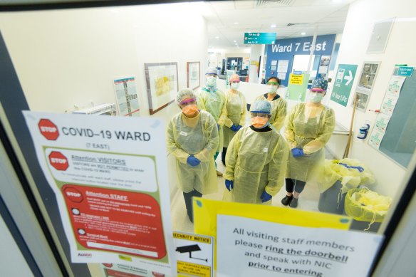 Medical staff in the COVID-19 ward at the Austin Hospital in April.