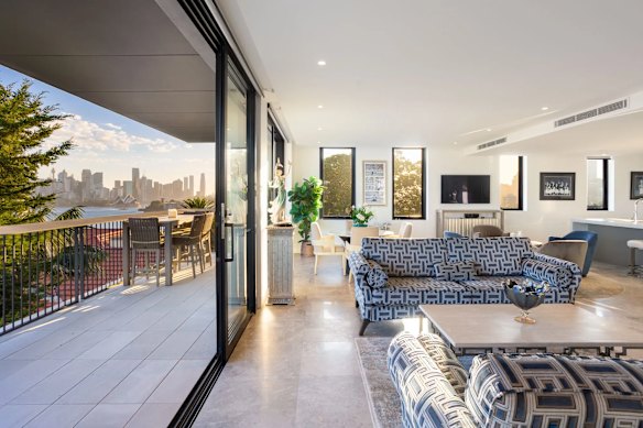 Maria is the ex-wife of John Hunt, who was one half of the processed meat empire alongside Paul Lederer, the nephew of the late Andrew Lederer who founded the brand in 1985.