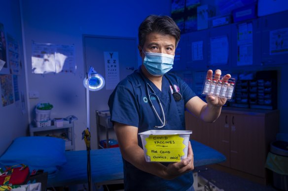 Dr Bernard Shiu with the AstraZeneca COVID-19 vaccine at the Banksia Medical Centre.