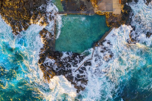 Blowhole Point Rock Pool, Kiama.