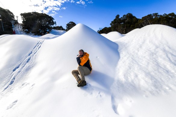 Victorian ski resorts such as Mount Baw Baw can accept visitors from Melbourne this weekend.