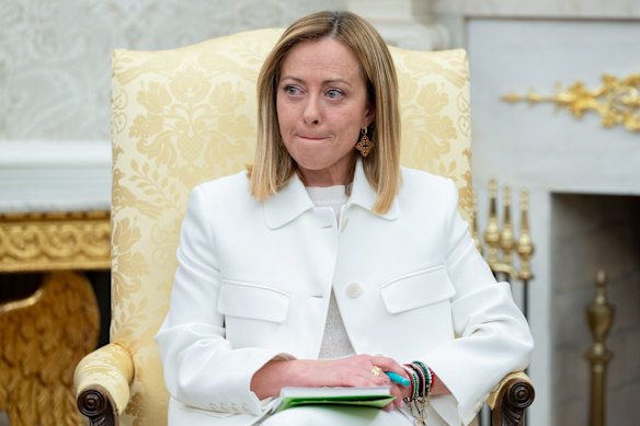 La Meloni stava già affrontando il malcontento interno per le riforme giudiziarie proposte.