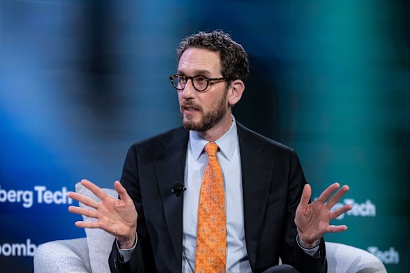 Le credenziali progressiste di Scott Wiener non gli hanno impedito di diventare un bersaglio per gli agitatori di sinistra.