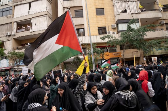 Pro-Palestinian rallies railing against Israel and the US have sprung up across the Middle East, including in Lebanon, in the wake of the deadly Gaza hospital explosion.