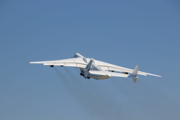 El Antonov An-225 Mriya era capaz de transportar hasta 250 toneladas de carga, el doble que un carguero Boeing 747.