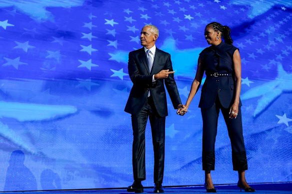 O ex-presidente dos EUA Barack Obama e a ex-primeira-dama dos EUA Michelle Obama em 2024.