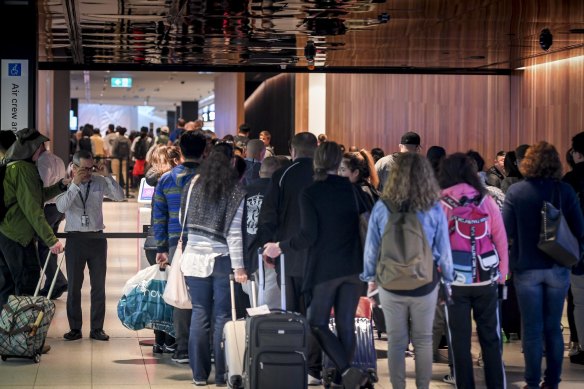 Overseas migrants swelled the nation’s population by 450,000.