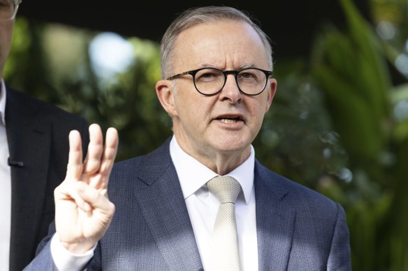 Opposition Leader Anthony Albanese appeared in Bennelong on Thursday.