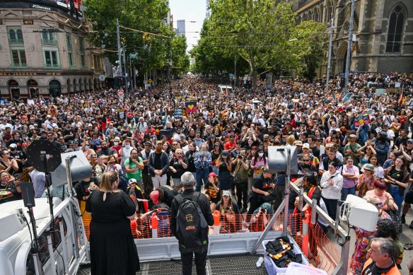 Professor Gary Foley addresses the huge crowd attending an Invasion Day rally in Melbourne on Thursday.