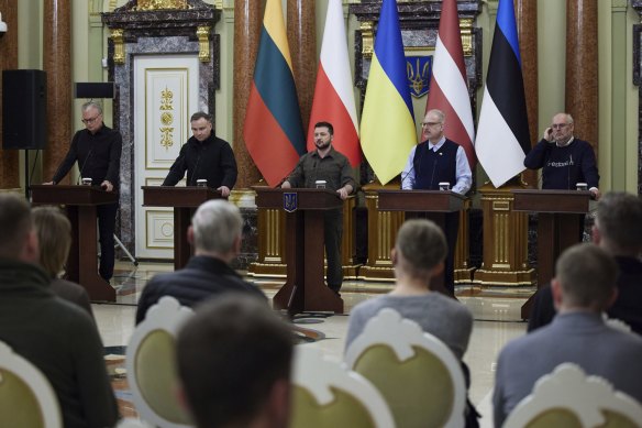 Presidents in Kyiv: (from left) Lithuania’s, Gitanas Nauseda, Poland’s Andrzej Duda, Ukraine’s Volodymyr Zelensky, Latvia’s Egils Levits and Estonia’s Alar Karis at a news conference.