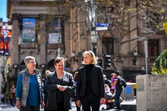 Leckie Ord (left) was Melbourne's first female lord mayor. Winsome McCaughey (right) followed straight after. Pictured in 2016 with the Greens' Olivia Ball (centre). 