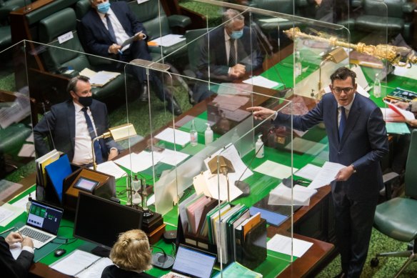 Premier Daniel Andrews and Opposition Leader Michael O’Brien in Parliament.
