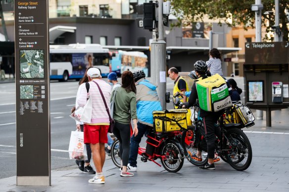 Research has found people rarely use online food delivery services to purchase healthy foods.