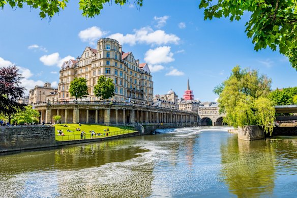 London-to-Country Escapes for a Two-Week Getaway