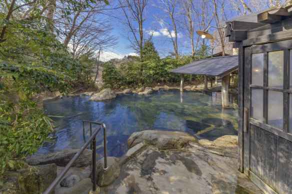 Bathing pool at Kurokawa onsen.