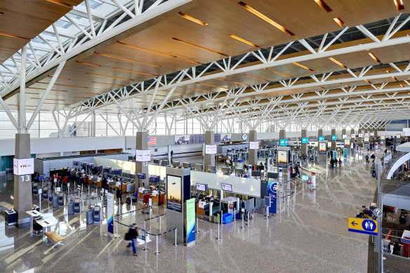 Light-filled and spacious – Calgary Airport’s check-in hall.