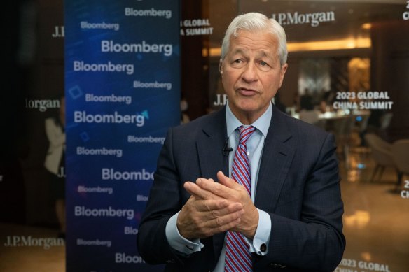 JPMorgan chief Jamie Dimon is reading the Trump tea leaves.