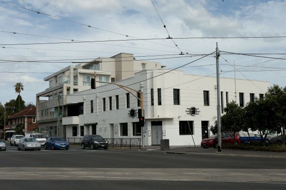 The Greyhound Hotel in St Kilda before demolition.  