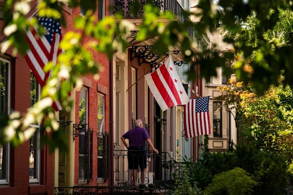 Downtown DC tinha 25.000 residentes no início do programa. O conselho quer adicionar 15.000 residentes até 2028.